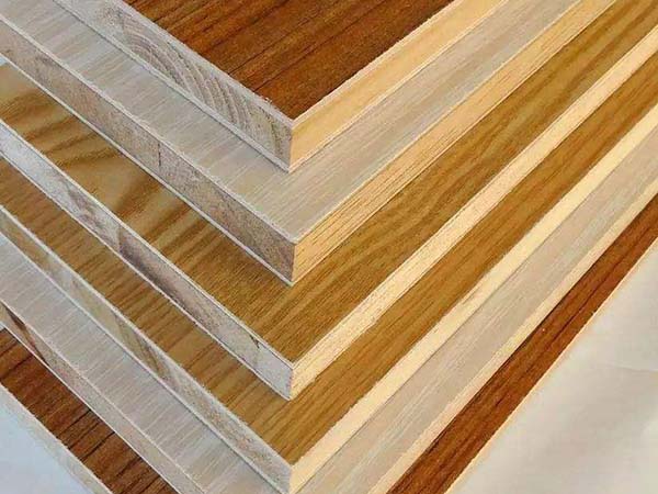 生态板中间的基材选择什么木材比较好？